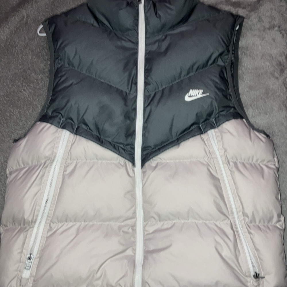 Nike Gray and Cream Puffer Vest